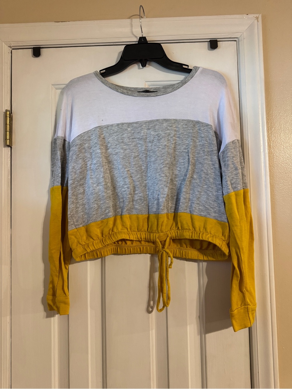 Moa Moa Colorblock Cropped Drawstring Sweatshirt - White, Gray & Mustard
